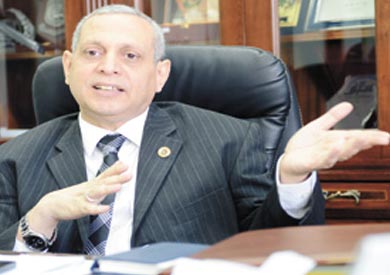 الدكتور مجدي عبدالعزيز، رئيس مصلحة الجمارك